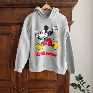 Disney x lululemon Steady State Pullover Hoodie in Heathered Silver